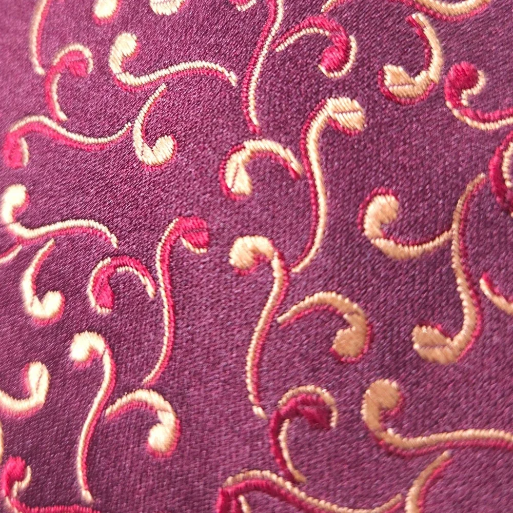 J Ferrar Silk Jacquard Necktie Abstract Scroll Burgundy Gold Red Classic Wide OS